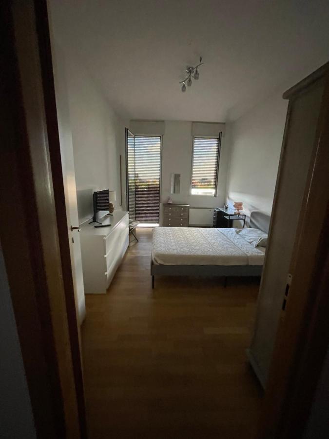 Bologna Holiday Inn Екстер'єр фото