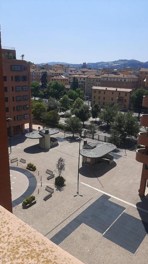 Bologna Holiday Inn Екстер'єр фото