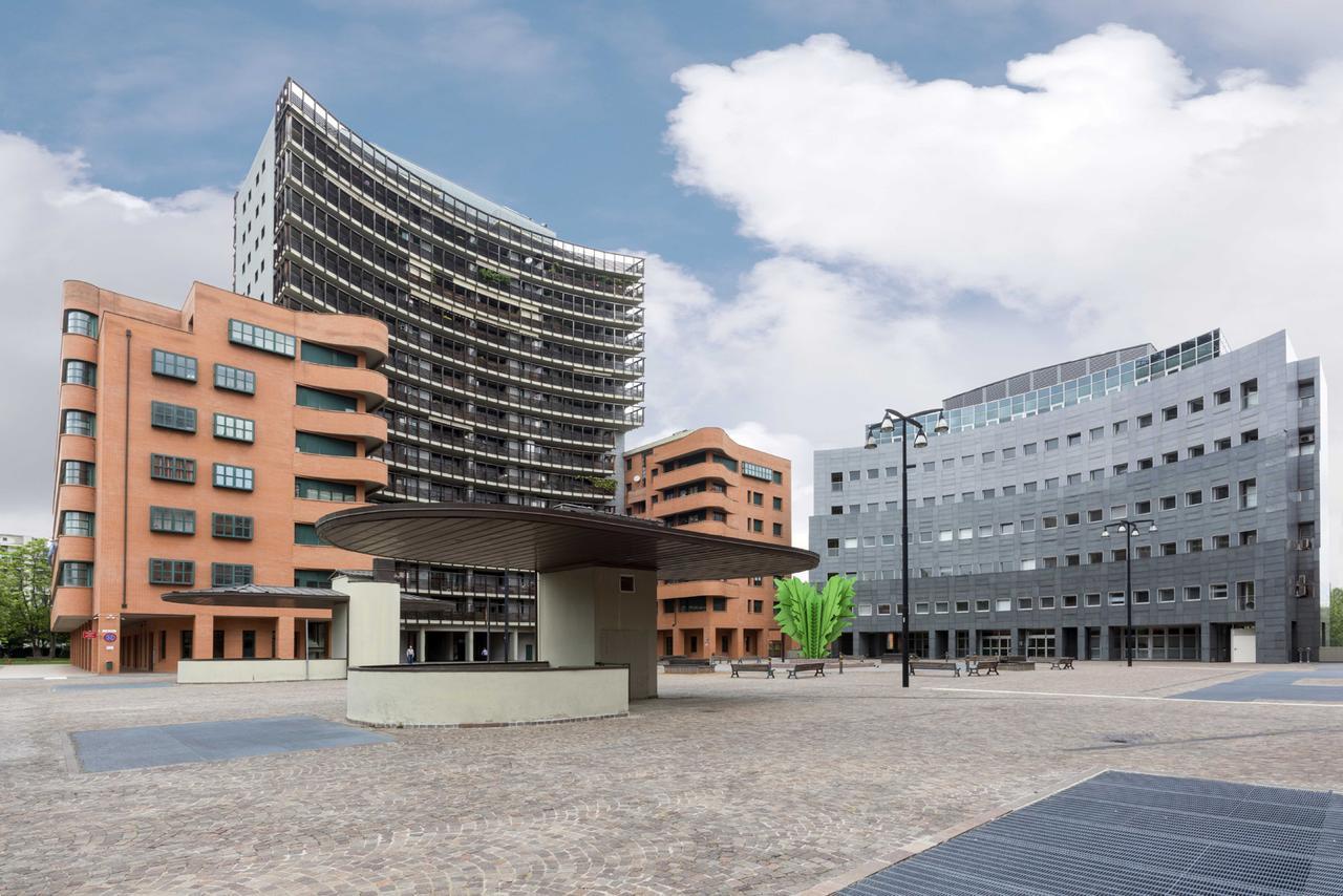 Bologna Holiday Inn Екстер'єр фото
